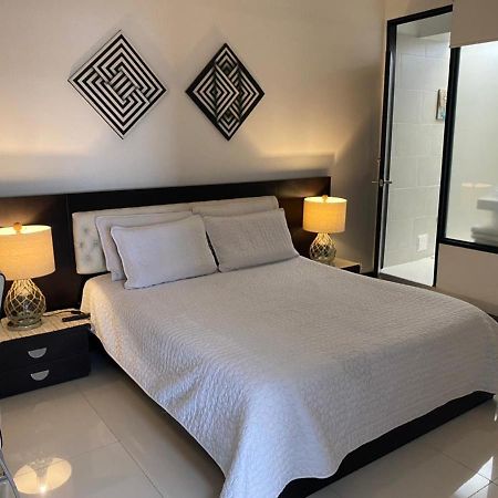 Hotel Colonial Andino - Parque Principal De Питалито Экстерьер фото