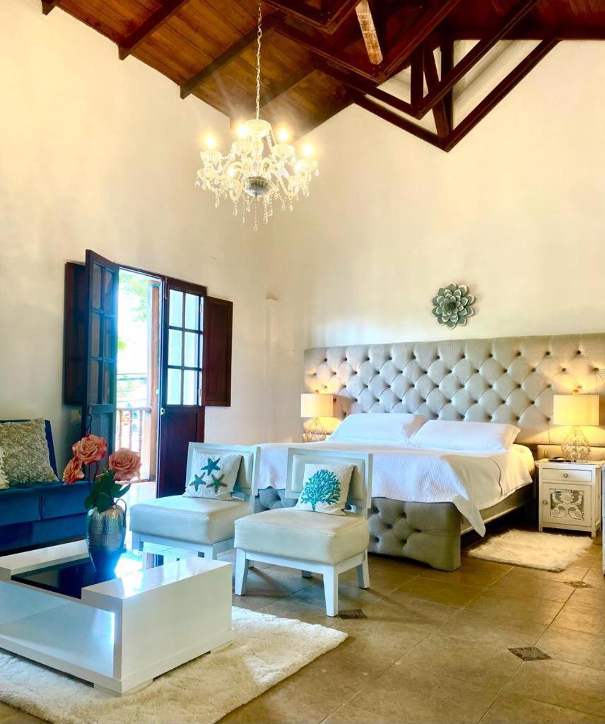 Hotel Colonial Andino - Parque Principal De Питалито Экстерьер фото